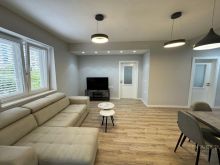 JEPET ME QIRA APARTAMENT 2+1 TEK BULEVARDI ZOGU I PARE !