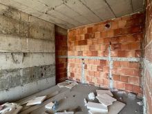 APARTAMENT NE SHITJE 1+1 BENGASI , PORCELAN