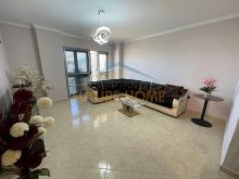 0683487469 Shitet, Apartament 3+1+2, pranë Kristal Center
