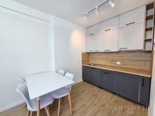 Shesim Apartament 1+1 te mobiluar tek Pazari Ri