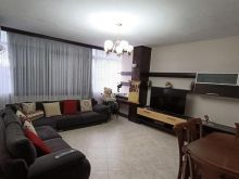 APARTAMENT ME QERA 2+1+2 QENDER 100.000 LEKE FH-74378