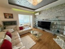 Apartament 3+1+2 per shitje te Komuna e Parisit