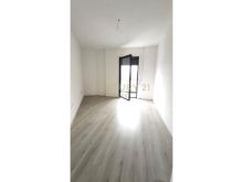 JAPIM ME QIRA APARTAMENT 1+1+POST PARKIMI TEK ISH FUSHA E AV