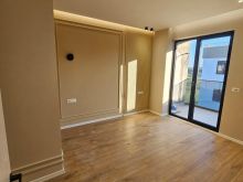 SHITET APARTAMENT 1+1 TEK MALI I ROBIT