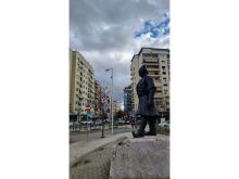 Apartament 1+1 Për Shitje në Komuna e Parisit, Rruga Muhamet