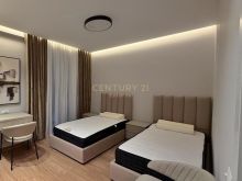 Apartament 2+1 Për Shitje te Rruga Mine Peza