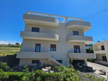 🏡 SHITET VILË 4-KATËSHE NË SHKALLNUR, DURRËS