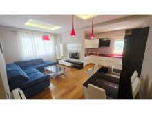 Shitet apartament modern 2+1, me pamje nga liqeni