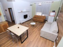 JAPIM ME QIRA APARTAMENT 2+1,BULEVARDI ZOGU I PARE!