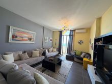 Shitet apartament 2+1 me 3 ballkone Kati 4 me ashensor me pa