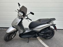 Shitet piaggio beverly 300 cc ne gjendje shume te mire