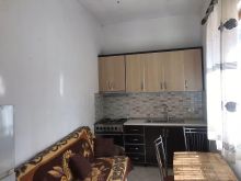 Jepet me qera Apartament 1+1 ne rrugen Pandi Stillu Tirane
