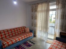 Jepet me qera Apartament 2+1 ne rrugen e Dibres Tirane