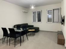JEPET APARTAMENT ME QERA 1+1 KOMUNA E PARISIT