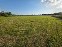 Shitet Tokë në Ishull Lezhë – 10,600 m²