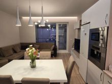 JEPET APARTAMENT ME QERA 2+1+PARKIM BULEVARDI I RI