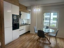 JEPET ME QERA  APARTAMENT 1+1 PRANE MARKATES,DURRES