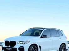 BMW X5 M40i