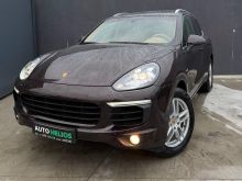 Porsche cayenne 2015