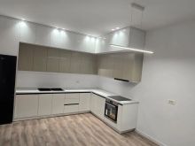 Apartament per shitje 1+1 tek 5 Maji (ID B110603) Tirane