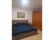 0696069906 Shiten, Dy Garsoniere, Rruga e Durrësit, Tiranë