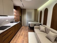Apartament Me Qera 2+1 Ne Xhamllik (ID B2201715) Tirane