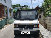 KAMIONCINE VETSHKARKUESE MERCEDES BENZ 308