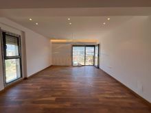 Shitet, Apartament 2+1, Porcelan, Tiranë.