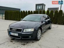 Kerkoj parakolp per Audi A8 D3