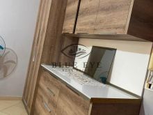 Jepet me qira apartament 1+1 pranë Vila Belvedere!