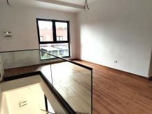 Zyre me qera Dupleks tek Rruga e Kavajes (ID BZ2440) Tirane