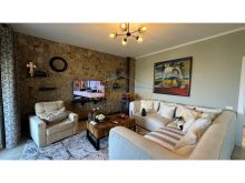 Shitet, Apartament 2+1+2+ Garazh, Kopshti Botanik, Tiranë