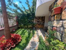 0696969649,Qera, Duplex, Ish tregu elektriki