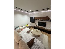 Shitet Apartament 2+1 në Yzberisht – pranë Pastiçeri Nela 6!