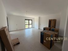 APARTAMENT 2+1+2 ME PARKIM PËR QIRA TEK ISH FUSHA AVIACIONIT
