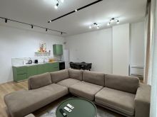 Apartament 2+1+2 me qira tek Square 21!!