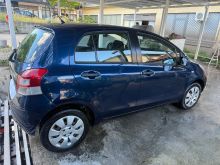 Shes toyota yaris 1.0 benzine viti 2011 euro 5 super gjendje