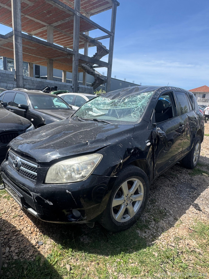 Pjese per Toyota Rav4