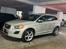 SHITET-NDRROHET VOLVO XC60 T6 R-DESIGN – SUPER FULL