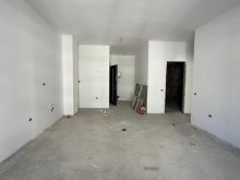 APARTAMENT NE SHITJE 3+1+2 TE SPLENDOR PORCELAN OKAZION