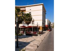 SHITET AMBIENT BIZNESI BUZE RRUGE KRYESORE, DURRES !
