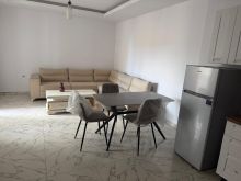 Jepet me Qira Apartament 1+1 Tek Globi, Rruga e Kavaje