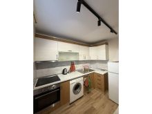 +355693150128.    SHESIM APARTAMENT 1+1 ME KUZHINE TE VEÇUAR