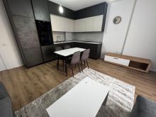 Jepet me qira 2+1 tek Univers City