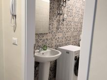 Jepet me qira garsoniere moderne – Aura Complex, Laprakë