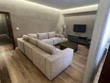 Pogradec, shes apartament 2+1+Aneks+Ballkon Kati 9, 120 m²