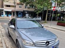 Mercedes Benz
