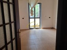 SHITET APARTAMENT 4+1+2 RRUGA E KAVAJES 245.000 EURO