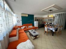 0695135860 Qira, Apartament 3+1+2, Ish Parku I Autobuzave