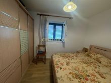 APARTAMENT 1+1 PER QIRA PRANE RRUGES ALI VISHA !